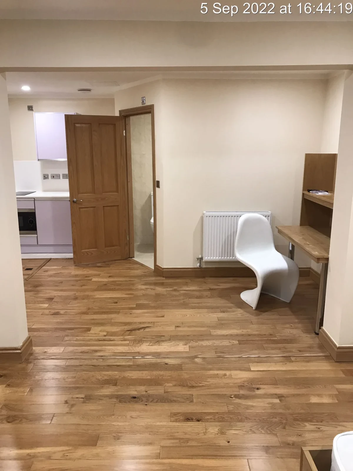 Living space at 29 Bentinck Road